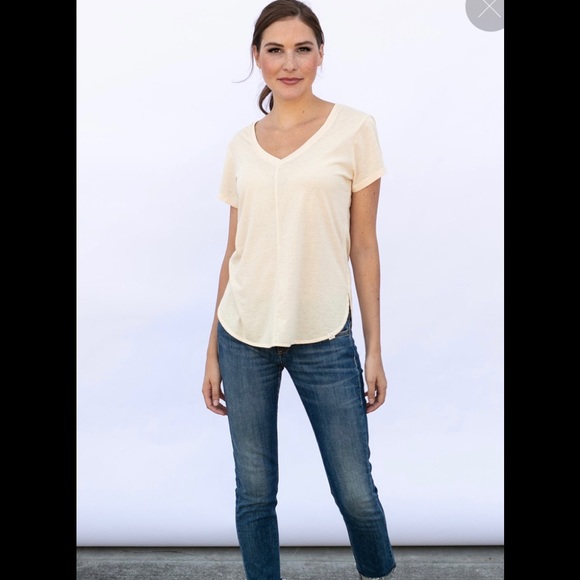 EVY’S TREE Tops - NWT EVY’S TREE TEE SHIRT XS